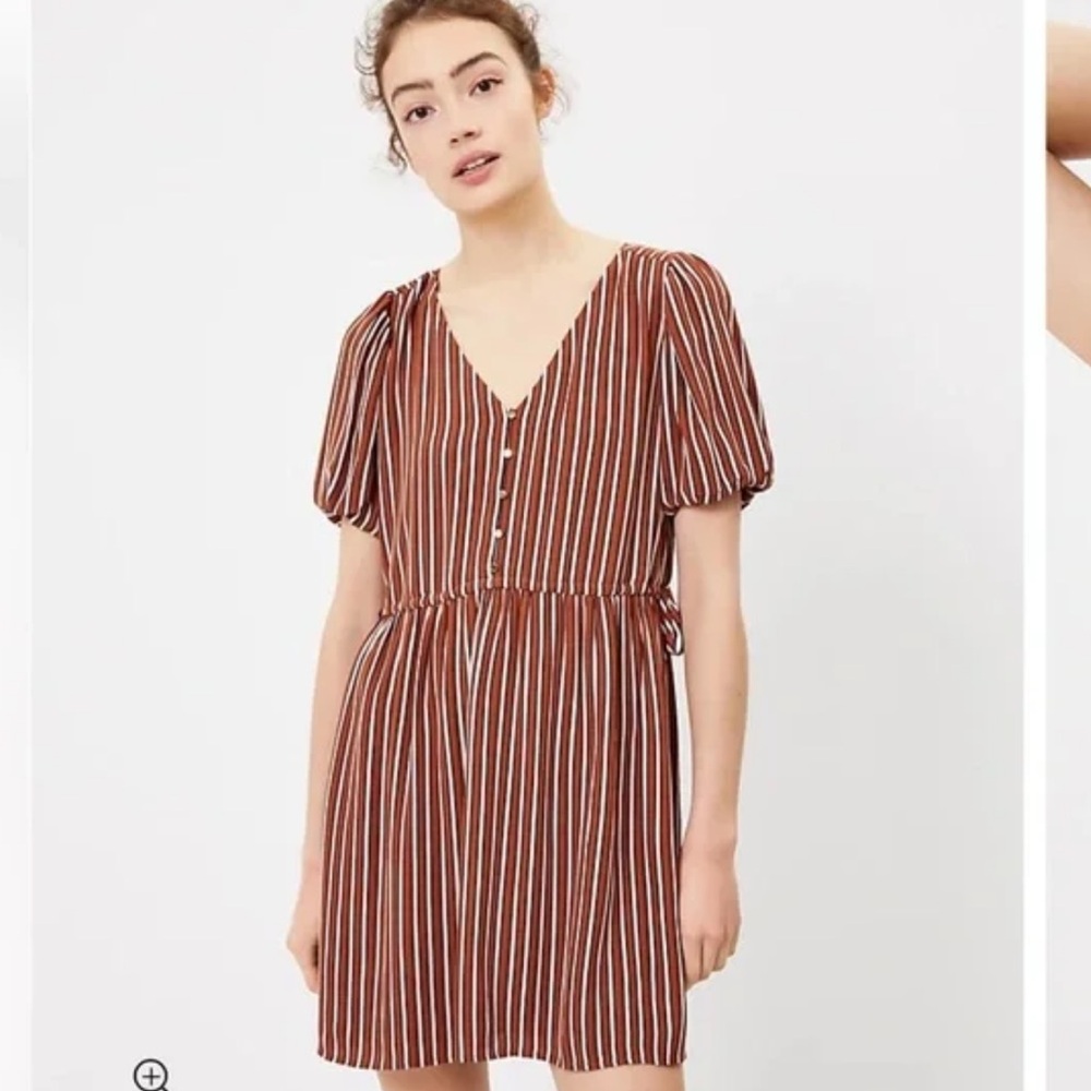 NWOT LOFT V-Neck Striped Side Tie Dress - 10
